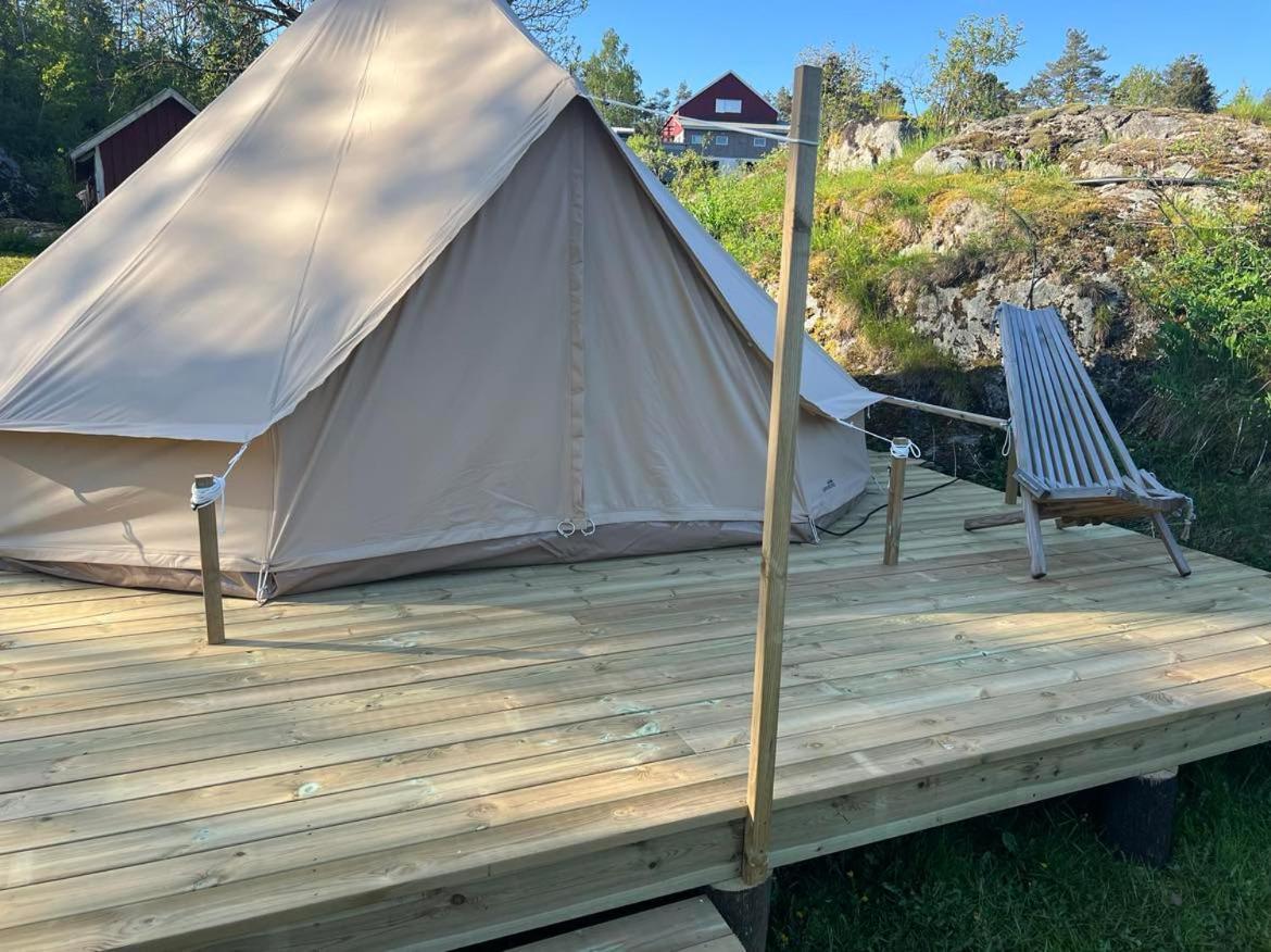 Hommen Gard Glamping Hotell Risør Exteriör bild